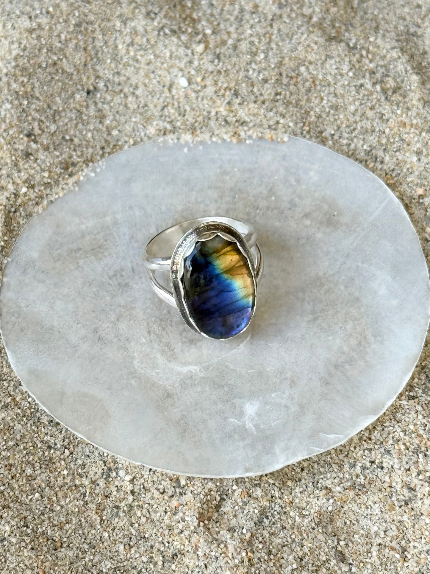 Split Band Labradorite Ring | Size 7.5