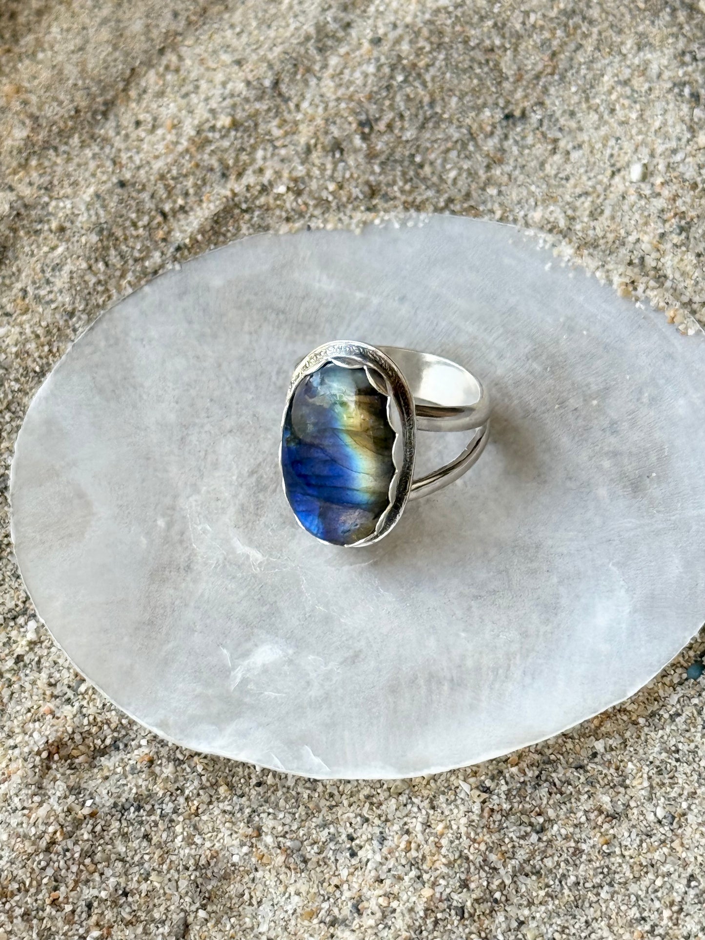 Split Band Labradorite Ring | Size 7.5