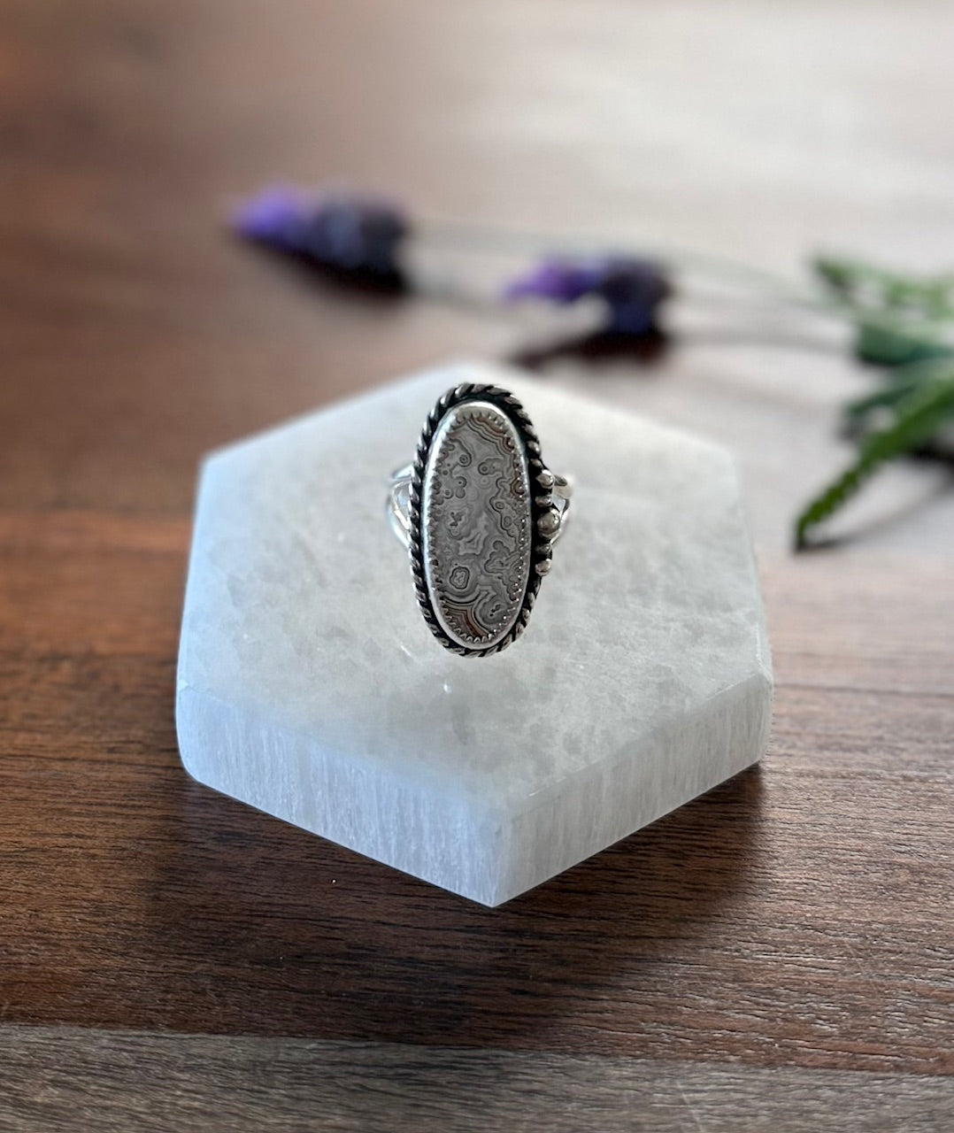 Crazy Lace Agate Ring | Size 8
