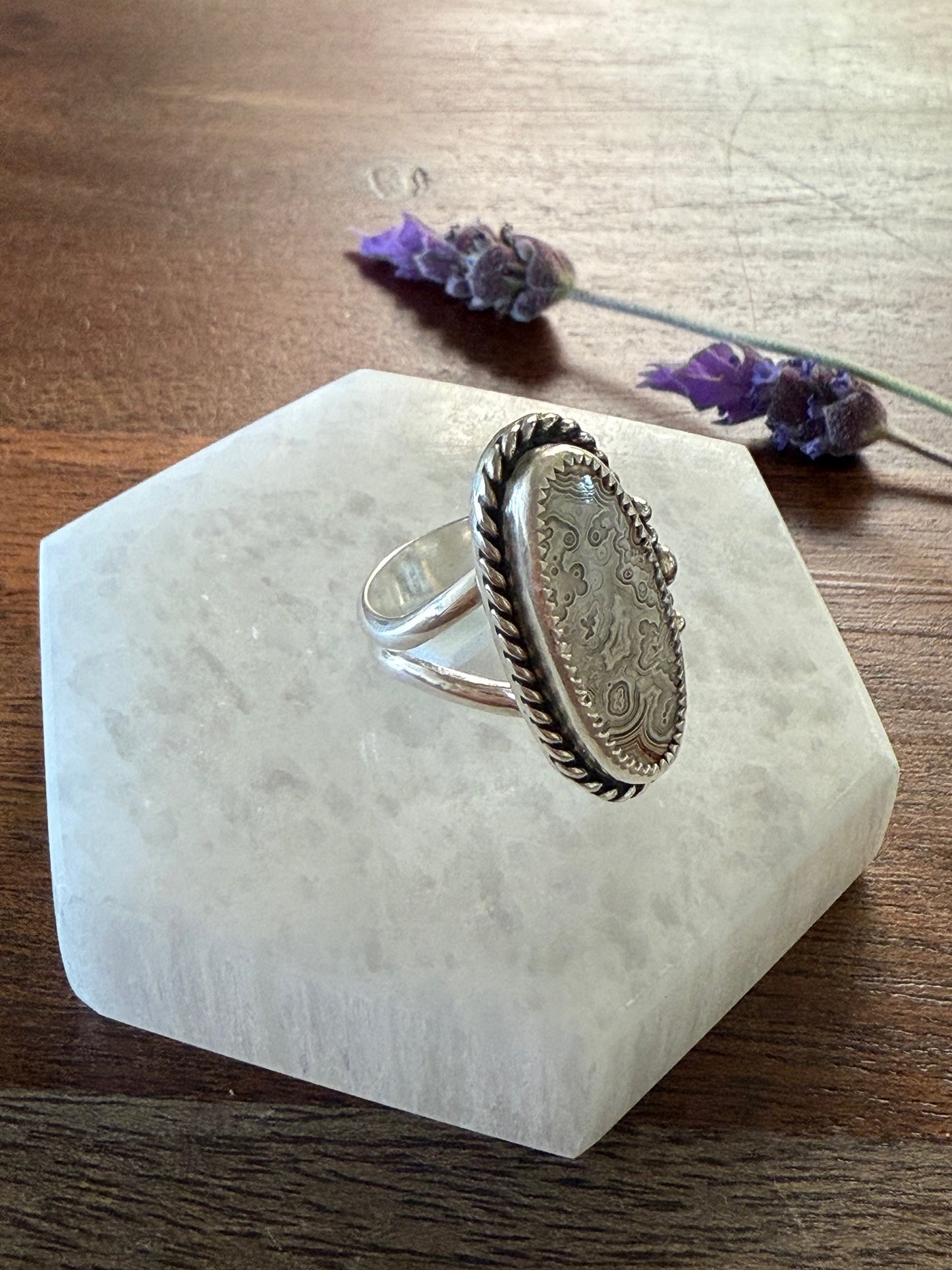 Crazy Lace Agate Ring | Size 8