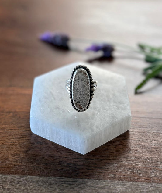 Crazy Lace Agate Ring | Size 8
