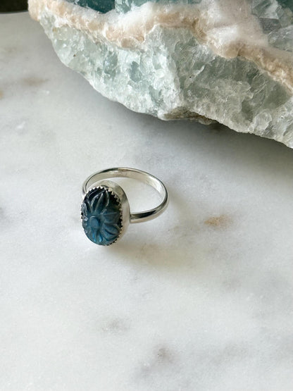 Carved Flower Labradorite Ring | Size 7